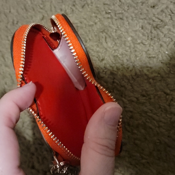 Kate Spade Heart Coin Purse - Picture 2 of 3